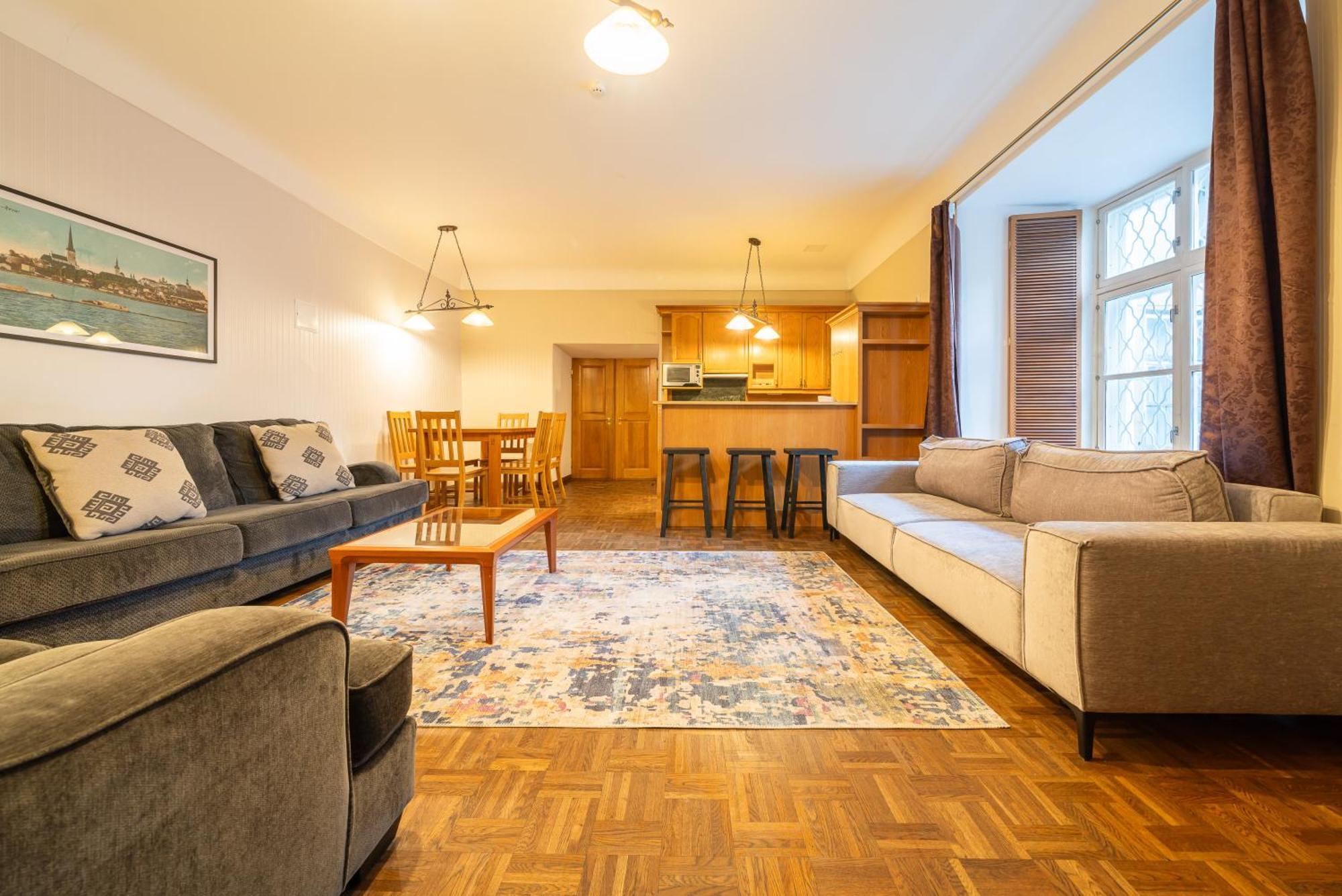 Old Town - Kohtu Apartment Tallinn Extérieur photo